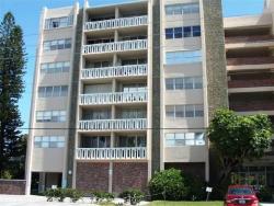 #12 - Apartamento para Arriendo en Quito - P